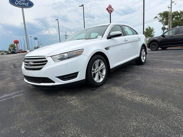 2016 Ford Taurus SEL