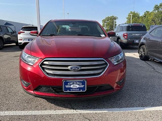 2018 Ford Taurus SEL