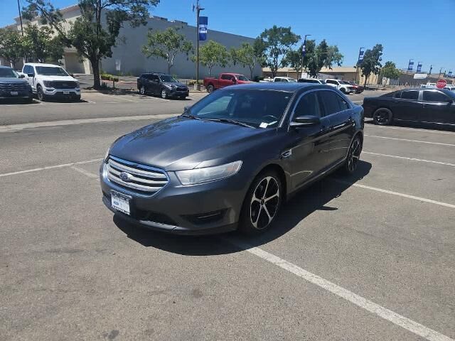 2016 Ford Taurus SEL