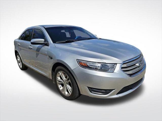2016 Ford Taurus SEL