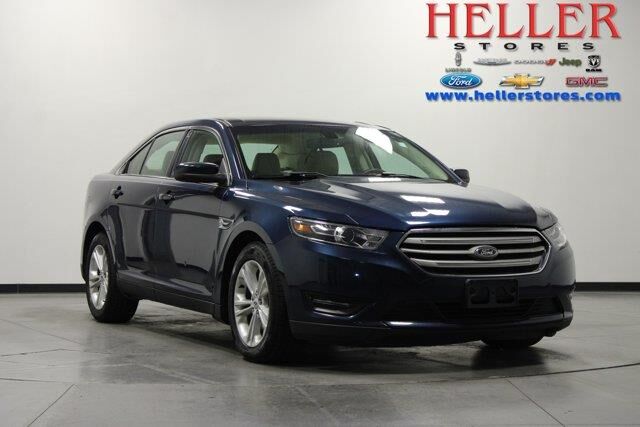 2017 Ford Taurus SEL