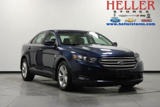 2017 Ford Taurus SEL