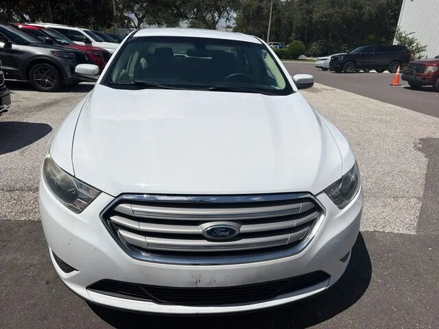 2015 Ford Taurus SEL