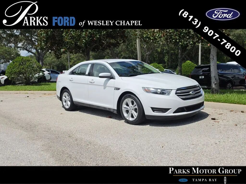 2015 Ford Taurus SEL — photo 1 of 13