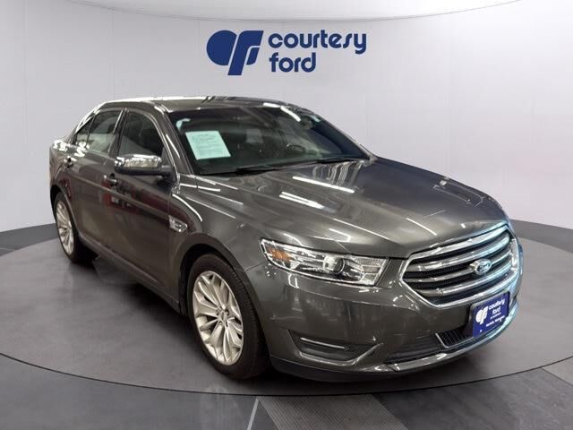 2017 Ford Taurus Limited
