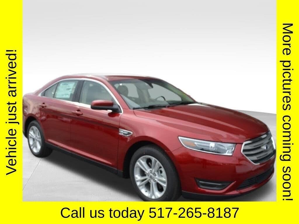 2018 Ford Taurus SEL — photo 1 of 1