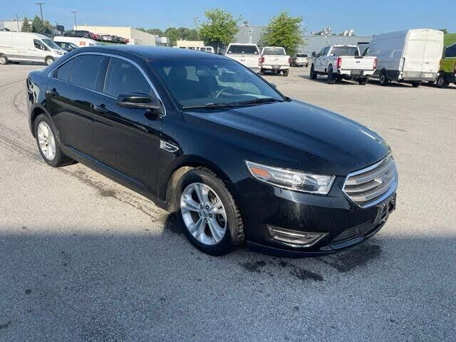 2018 Ford Taurus SEL