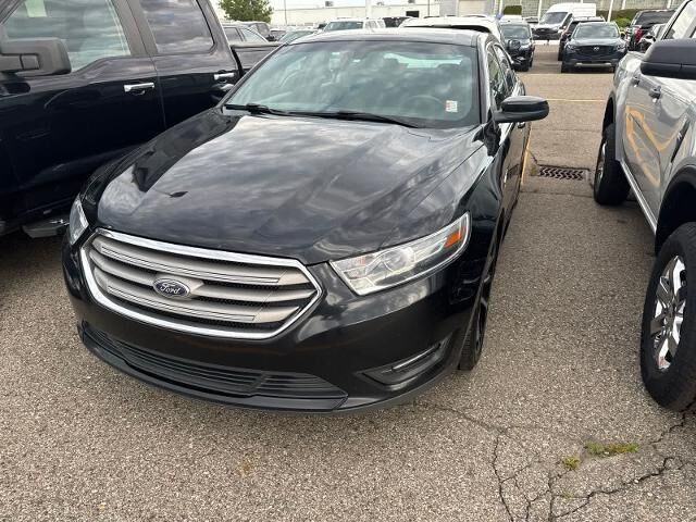 2016 Ford Taurus SEL