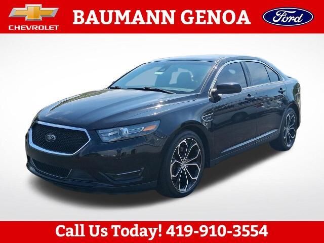 2016 Ford Taurus SHO