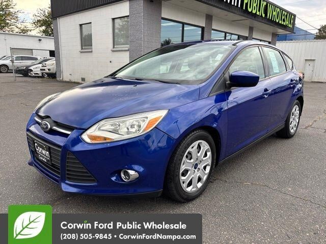 2012 Ford Focus SE — photo 1 of 13
