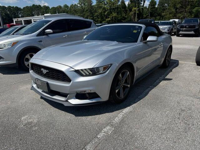 2017 Ford Mustang V6