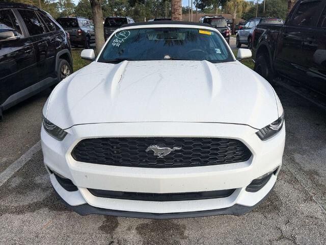 2016 Ford Mustang V6