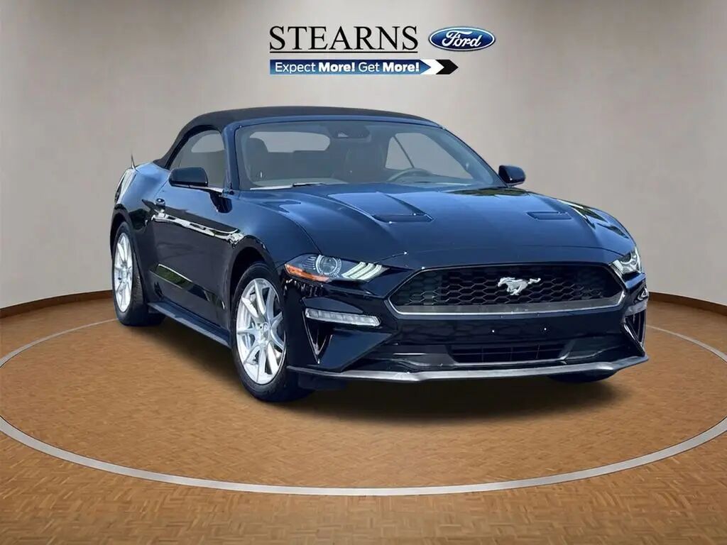 2022 Ford Mustang EcoBoost Premium — photo 1 of 13