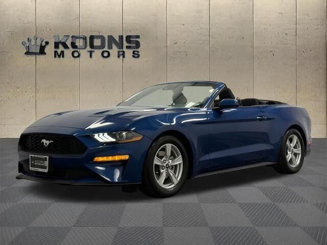 2022 Ford Mustang EcoBoost