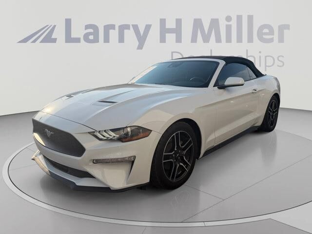 2022 Ford Mustang EcoBoost