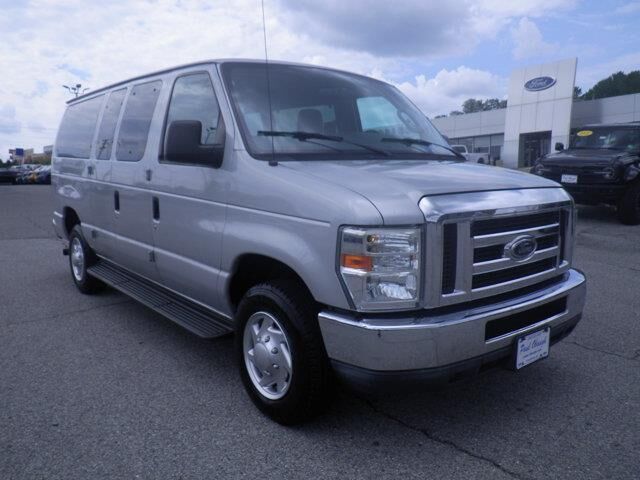 2010 Ford E-Series E-350 SD XL
