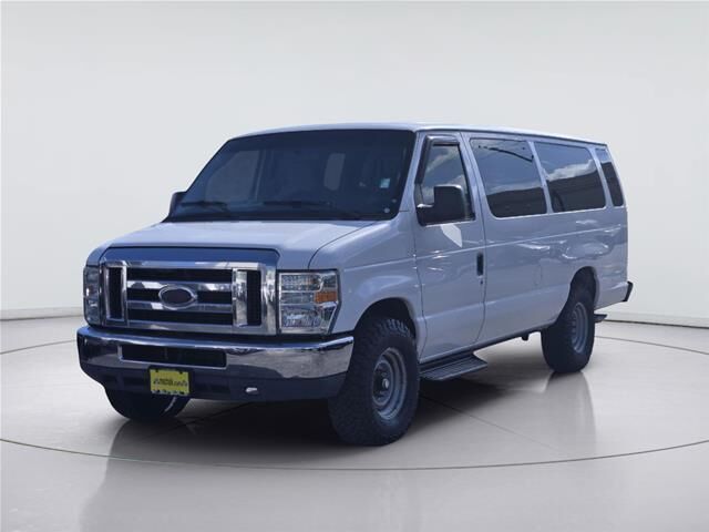 2014 Ford E-Series E-350 SD XL — photo 1 of 1