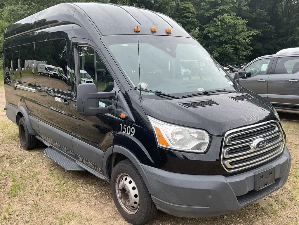 2018 Ford Transit 350 HD XL — photo 1 of 3