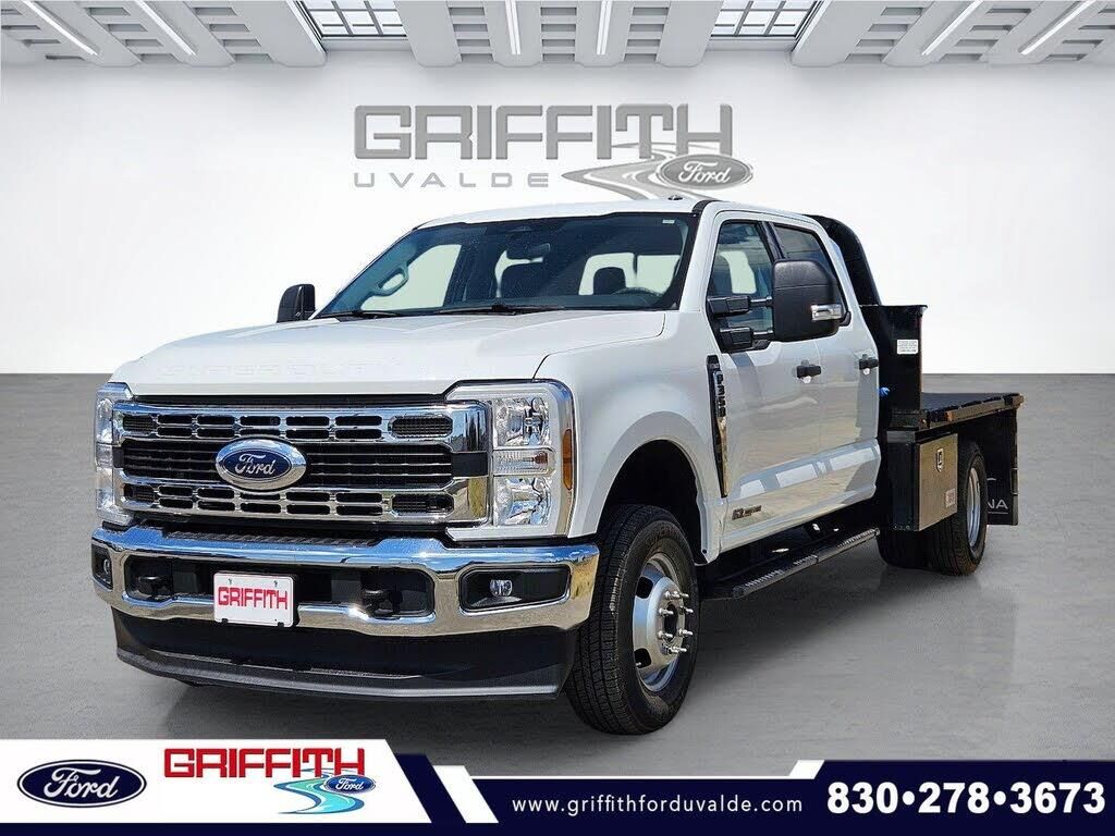 2025 Ford F-350 Super Duty XL — photo 1 of 1