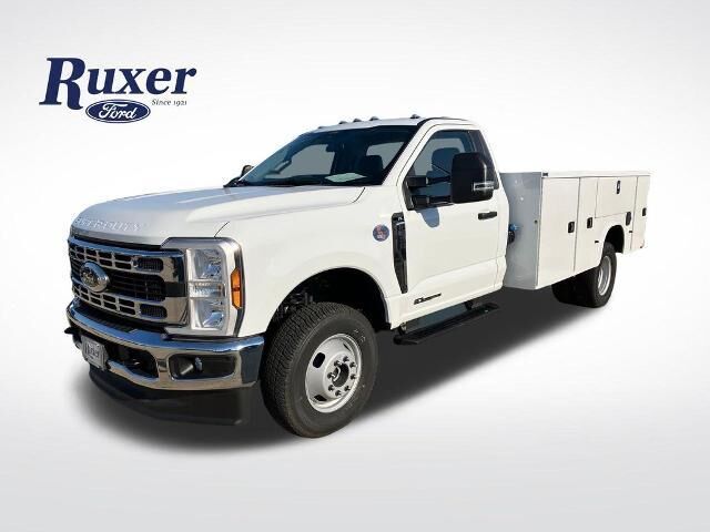 2025 Ford F-350 Super Duty XL