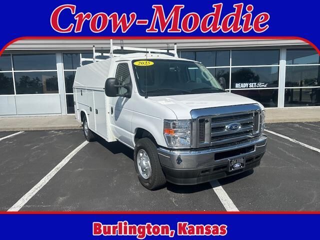2025 Ford E-Series E-350 SD