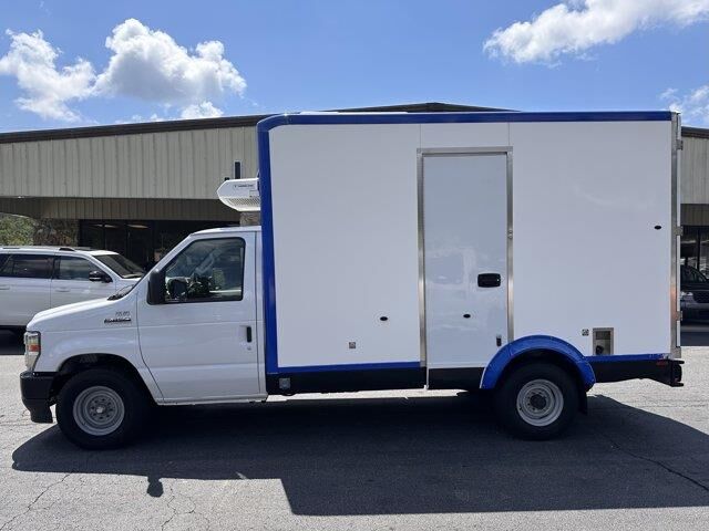 2024 Ford E-Series E-350 SD