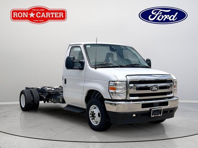 2027 Ford E-Series E-450 SD