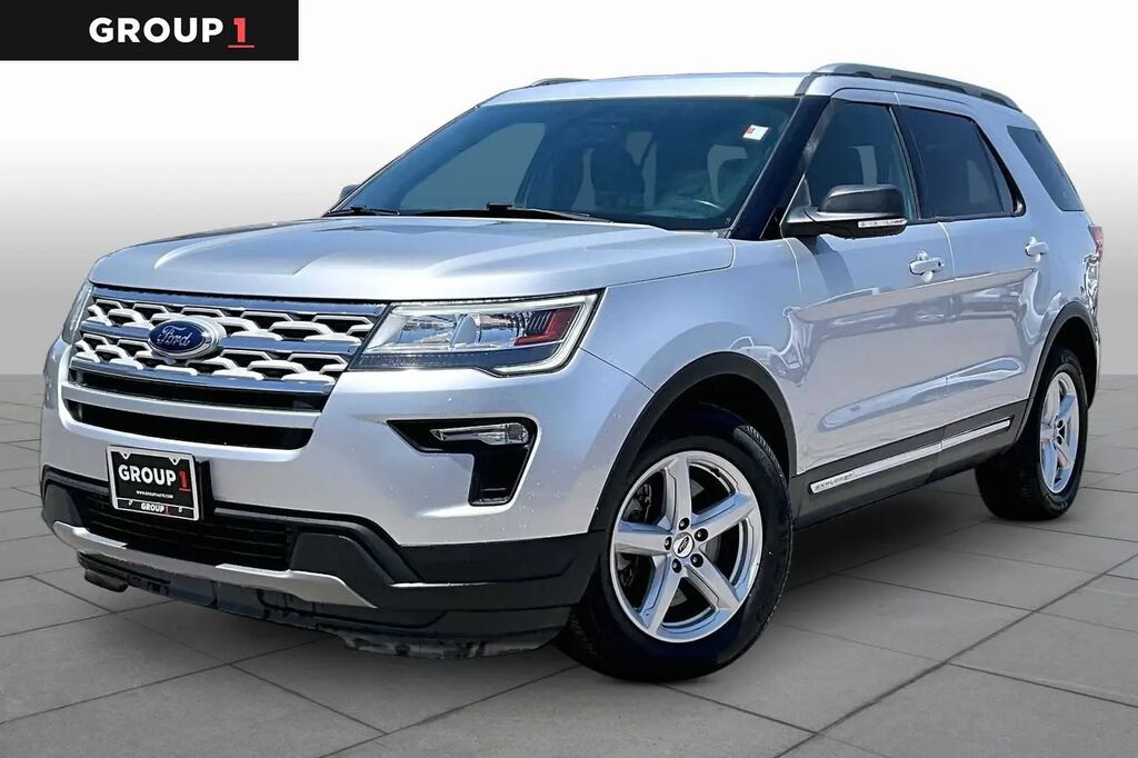 2019 Ford Explorer XLT — photo 1 of 24