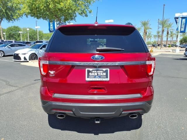 2019 Ford Explorer XLT — photo 1 of 2