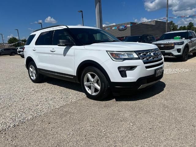 2019 Ford Explorer XLT — photo 1 of 13