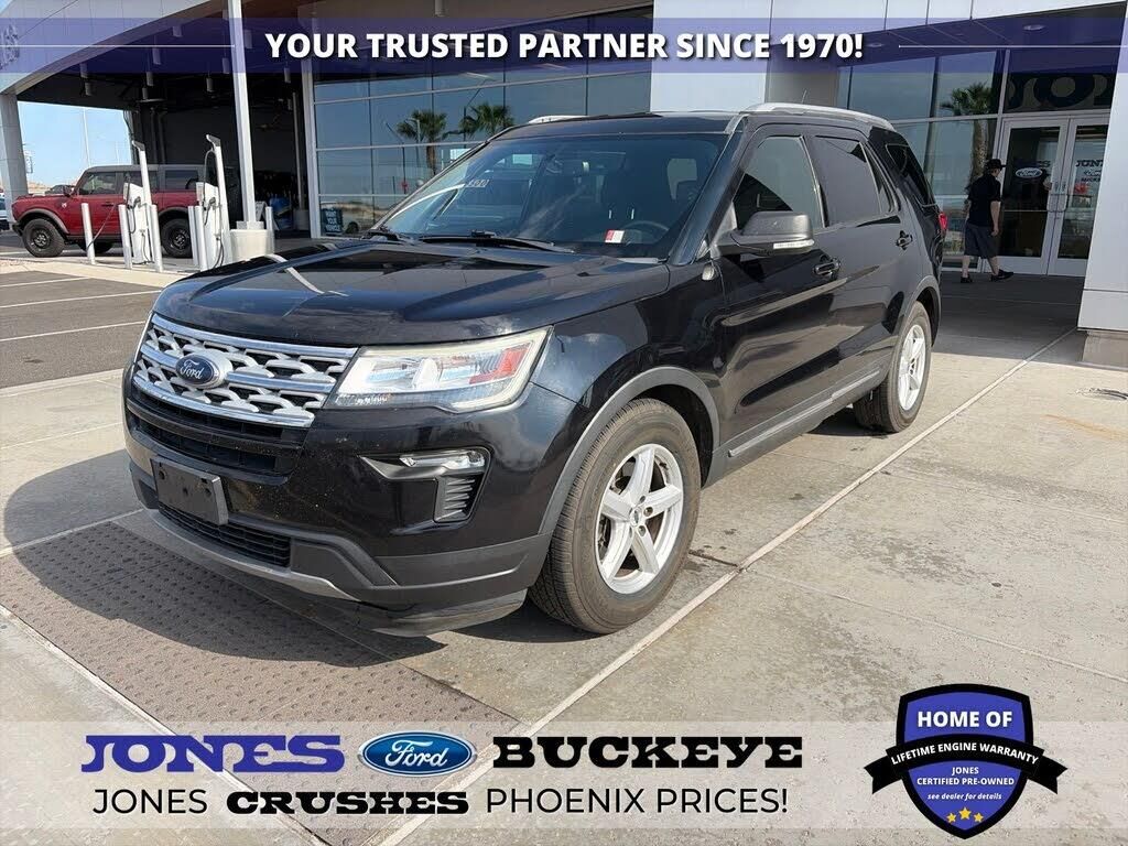 2019 Ford Explorer XLT — photo 1 of 1