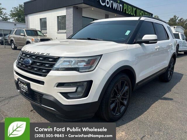 2017 Ford Explorer XLT — photo 1 of 13