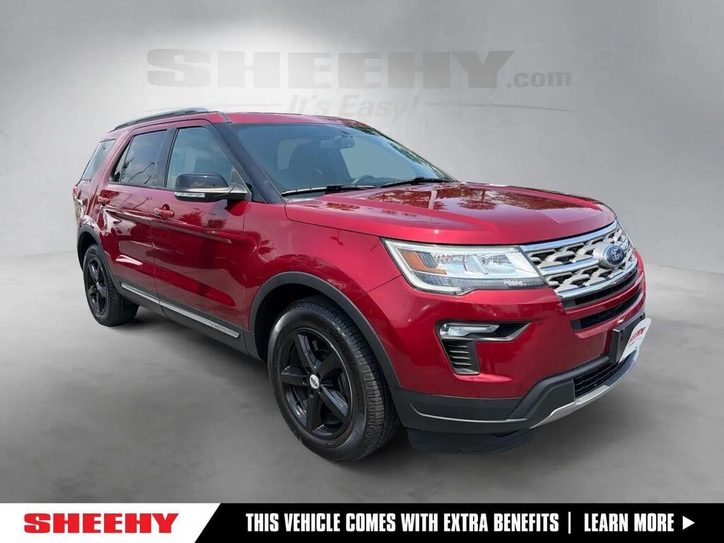 2018 Ford Explorer XLT — photo 1 of 11