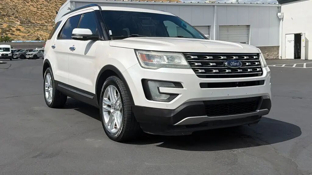 2016 Ford Explorer Limited — photo 1 of 13