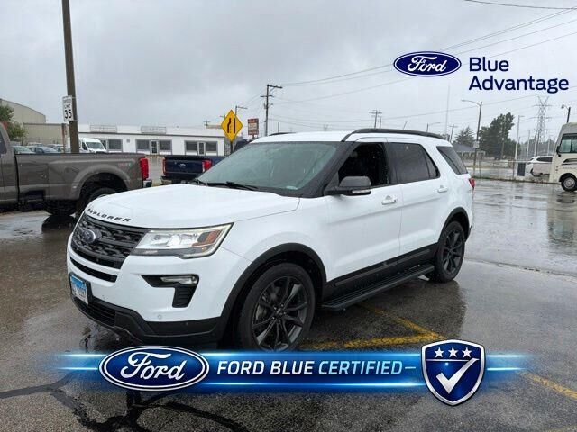 2019 Ford Explorer XLT — photo 1 of 13