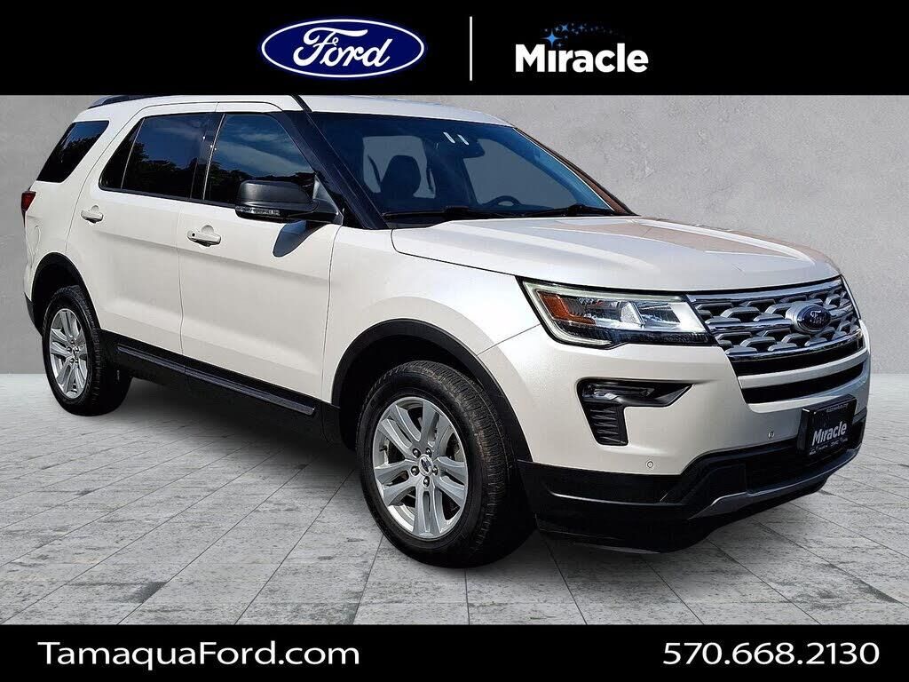 2019 Ford Explorer XLT — photo 1 of 1
