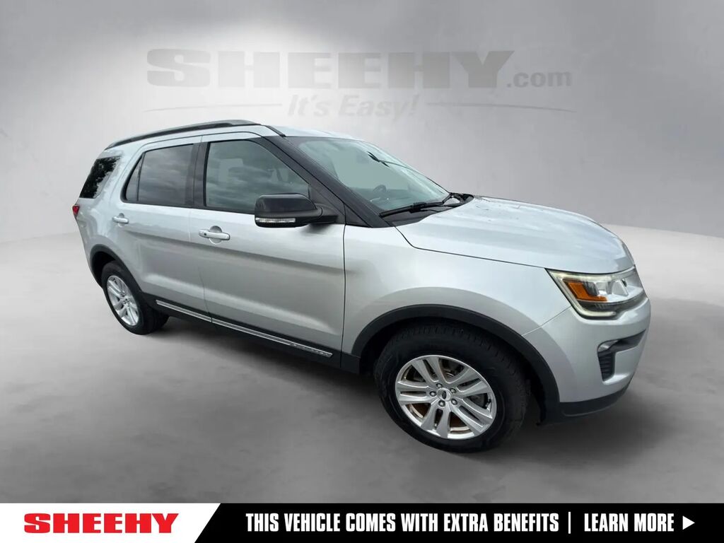 2018 Ford Explorer XLT — photo 1 of 9