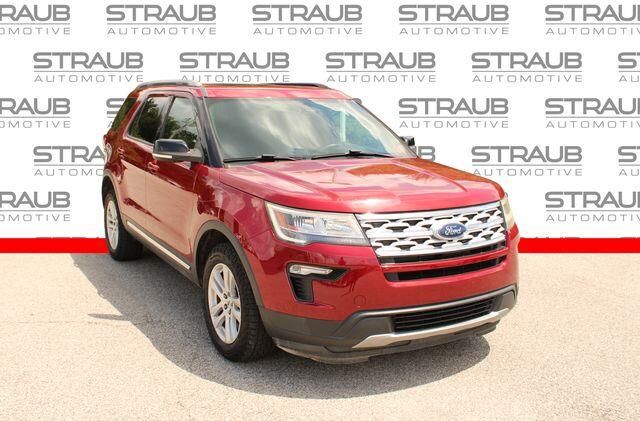 2018 Ford Explorer XLT — photo 1 of 13