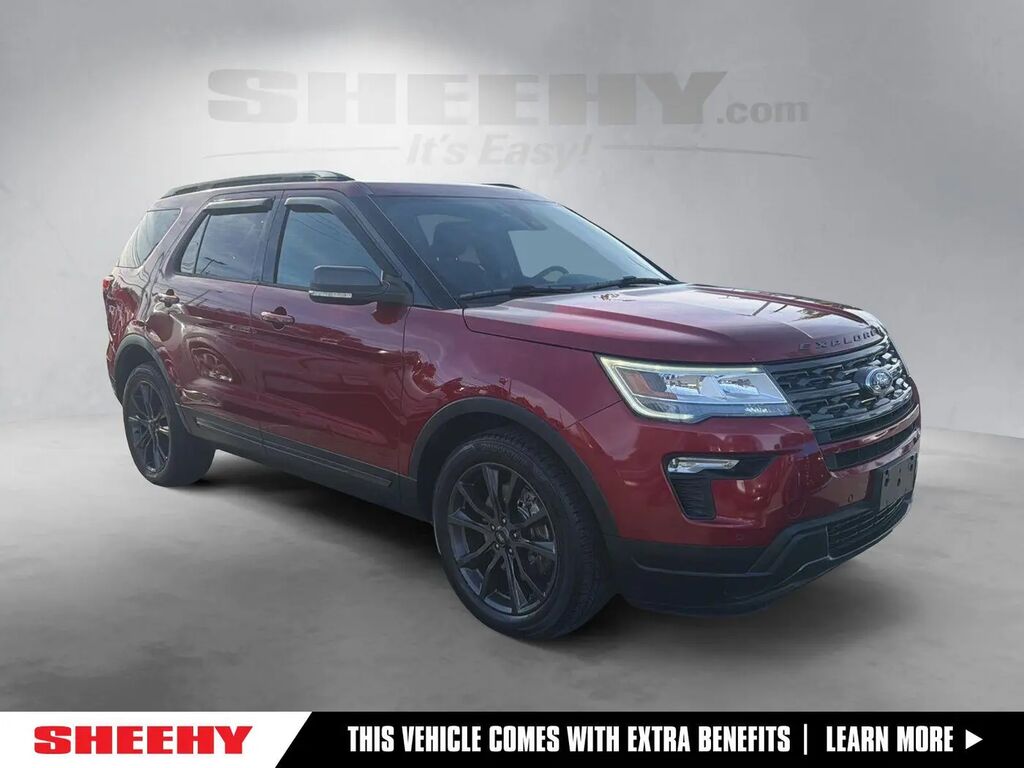 2018 Ford Explorer XLT — photo 1 of 13