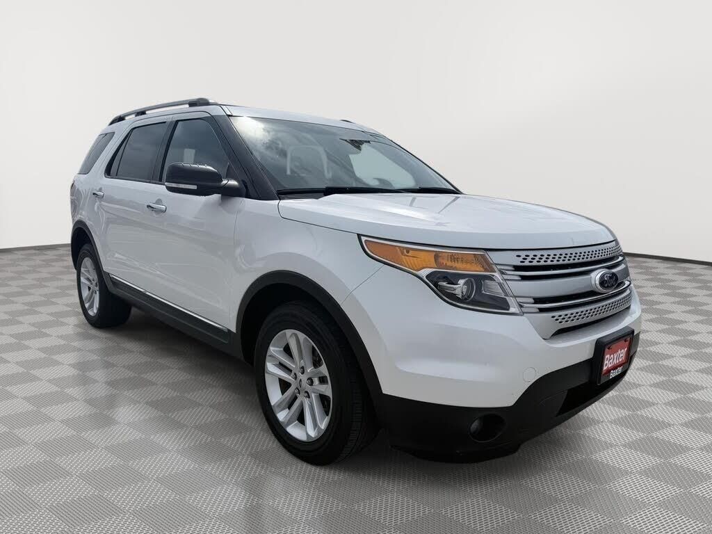 2014 Ford Explorer XLT — photo 1 of 15