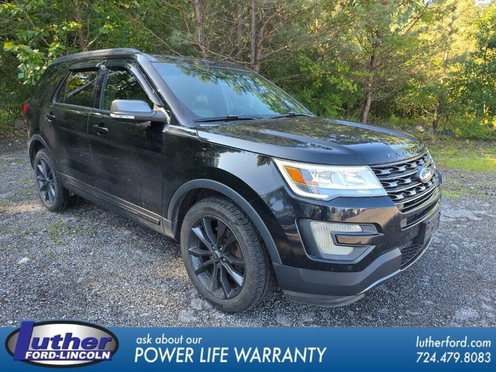 2017 Ford Explorer XLT — photo 1 of 1