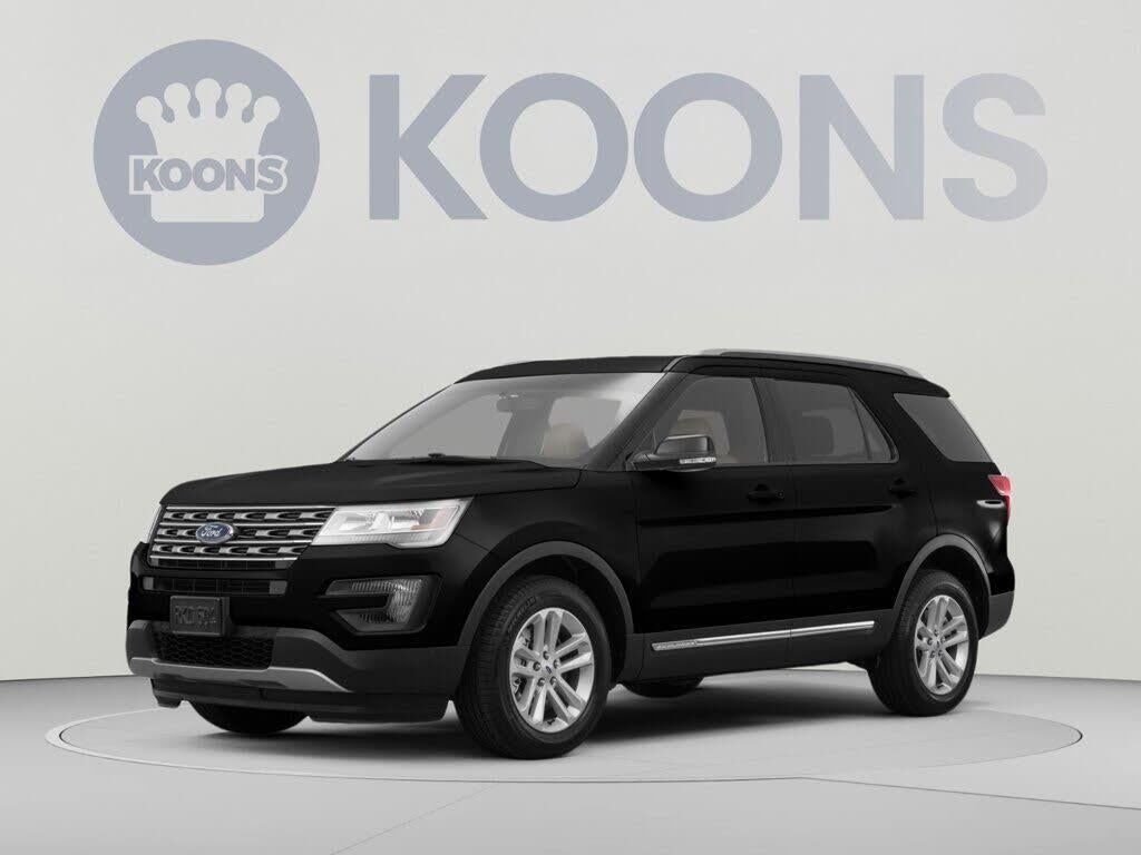 2017 Ford Explorer XLT — photo 1 of 1