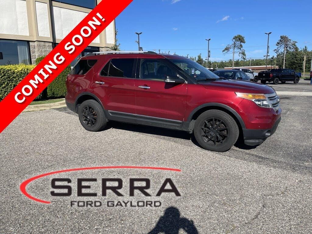 2014 Ford Explorer XLT — photo 1 of 1