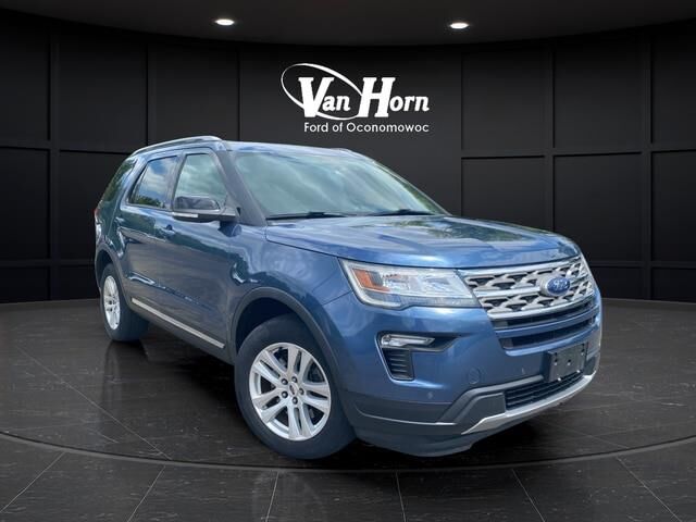 2018 Ford Explorer XLT — photo 1 of 13