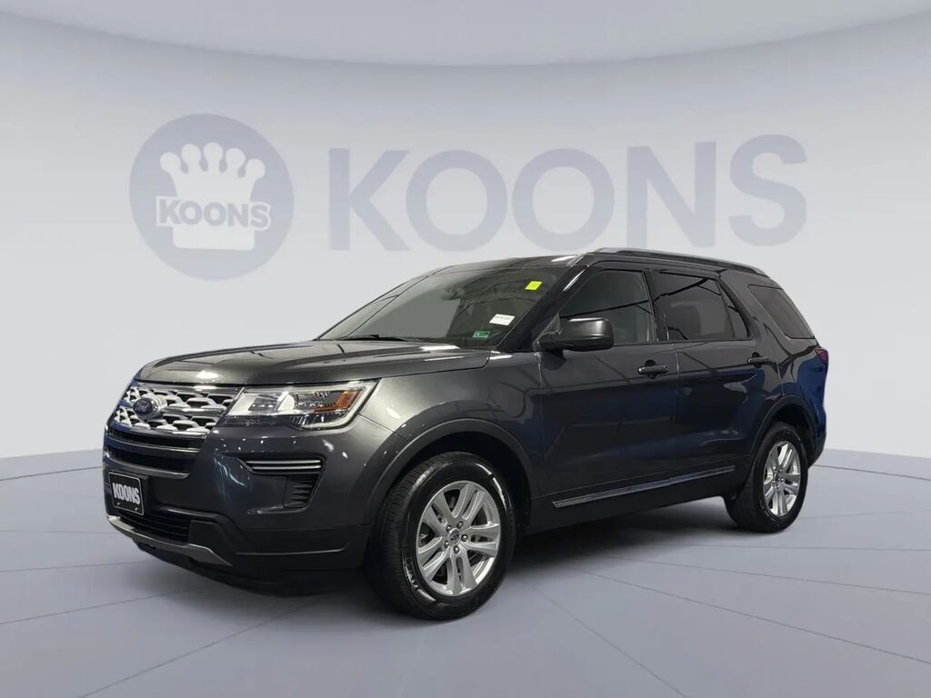 2019 Ford Explorer XLT — photo 1 of 13