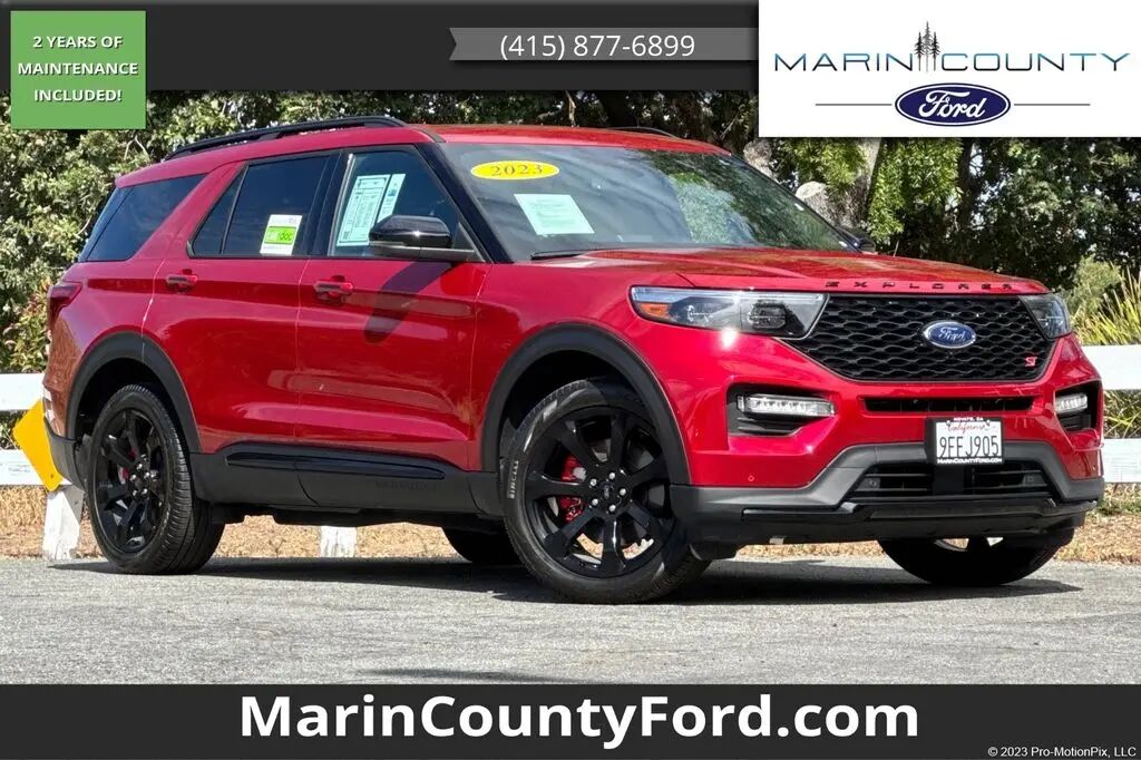 2023 Ford Explorer ST — photo 1 of 12