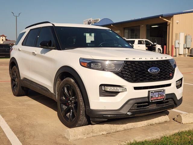 2023 Ford Explorer ST
