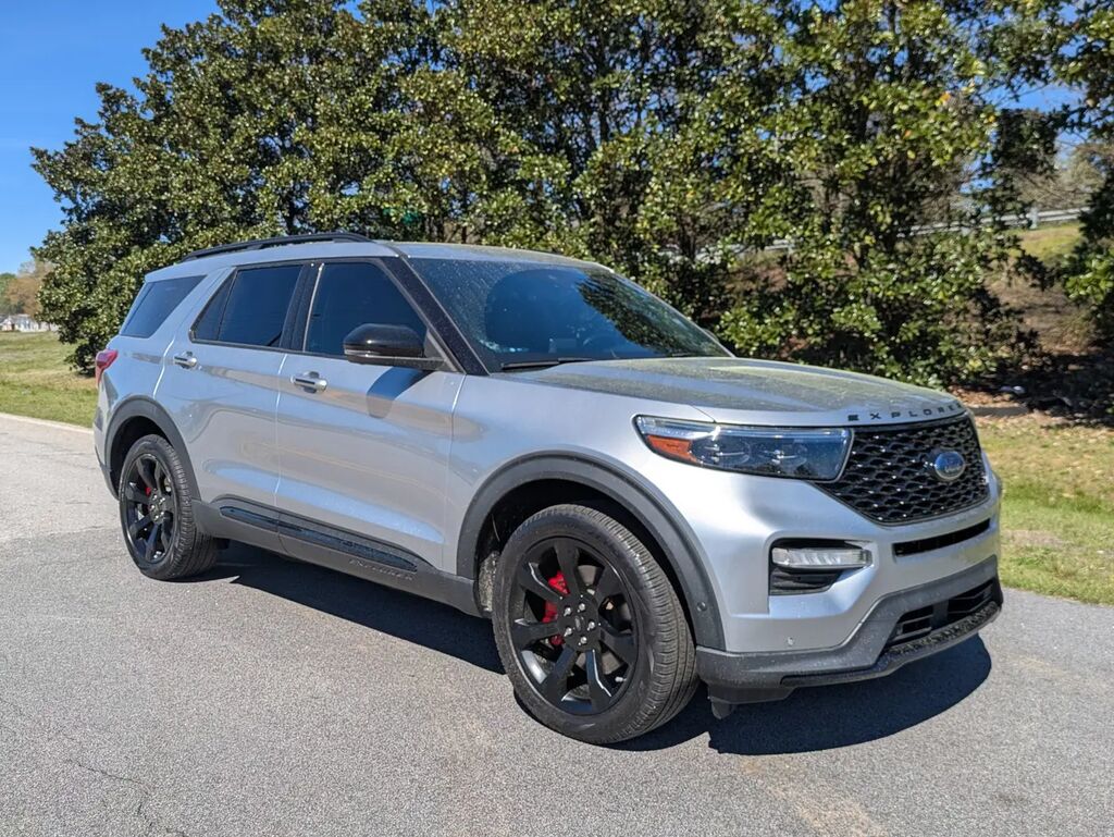 2021 Ford Explorer ST — photo 1 of 19