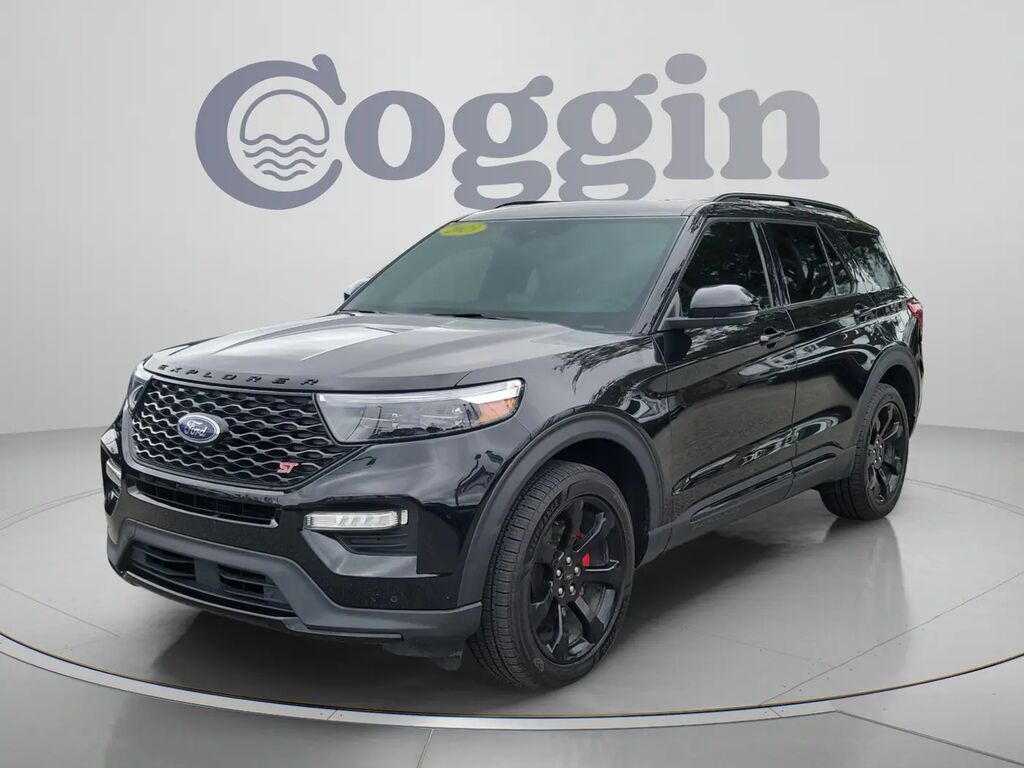 2023 Ford Explorer ST — photo 1 of 13