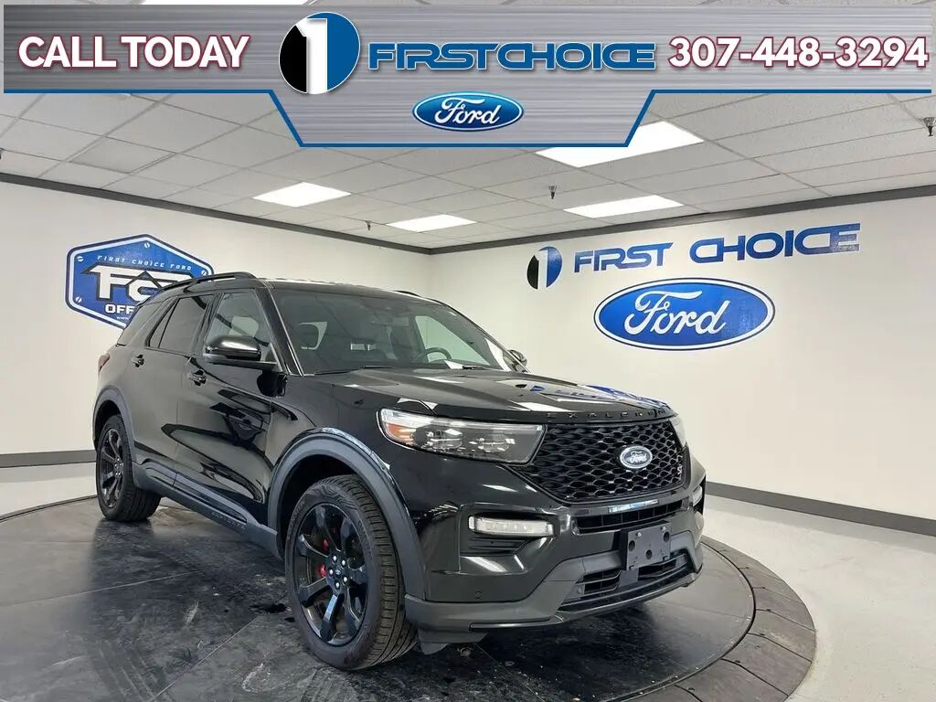 2023 Ford Explorer ST — photo 1 of 13